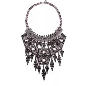 BOHO STATEMENT BIB NECKLACE #600